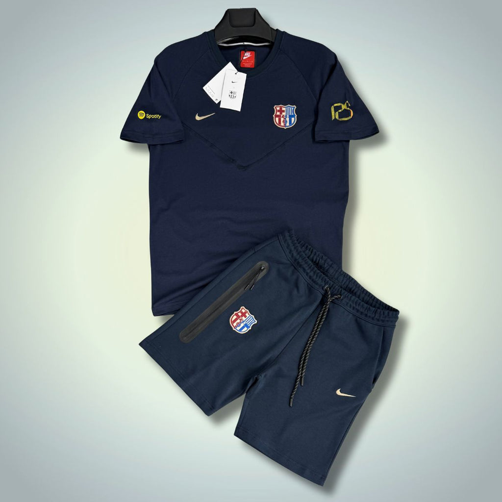 Nike Barcelona Tech Fleece férfi szett rövidnadrággal, sötétkék. Prémium minőség
