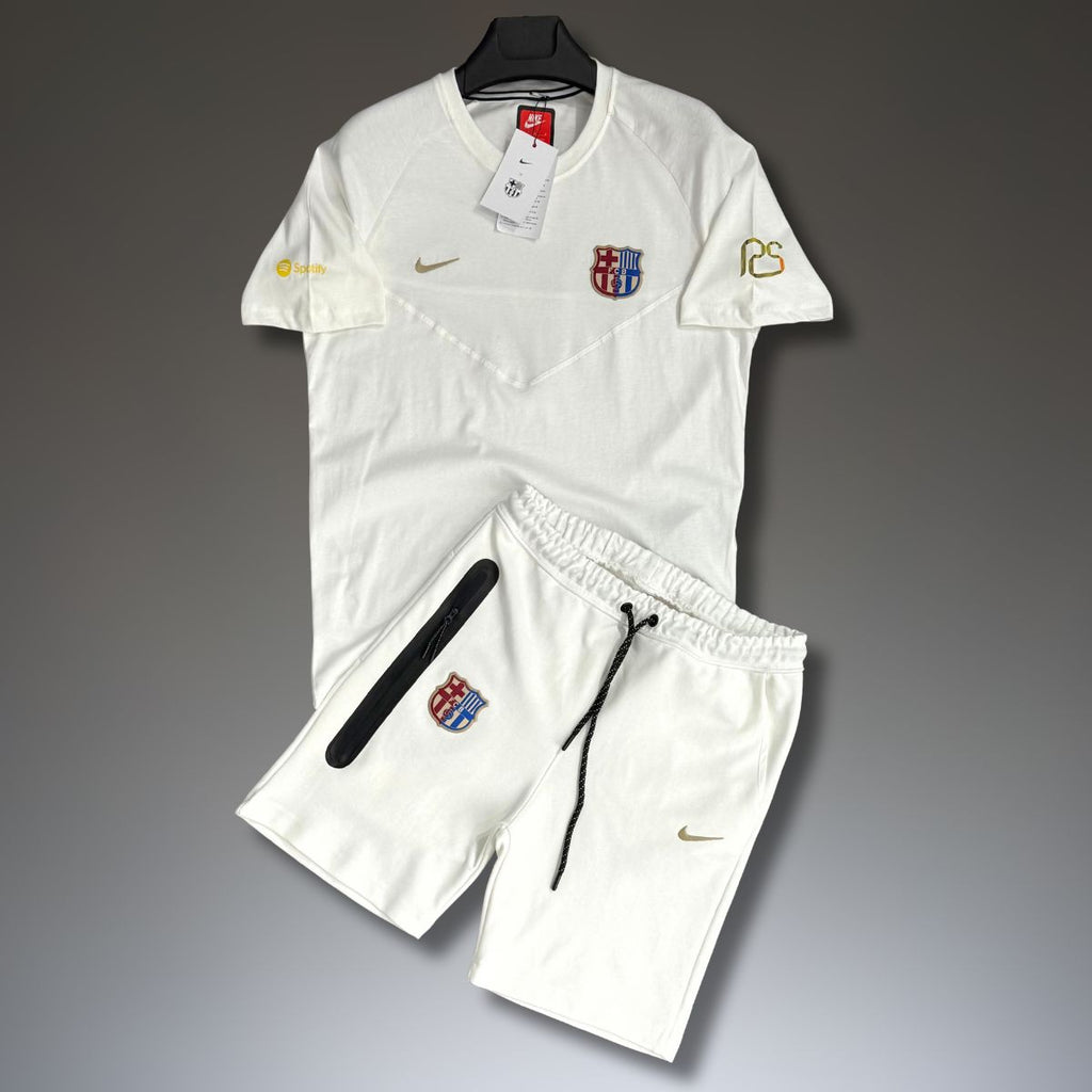Nike Barcelona Tech Fleece férfi szett rövidnadrággal, fehér. Prémium minőség