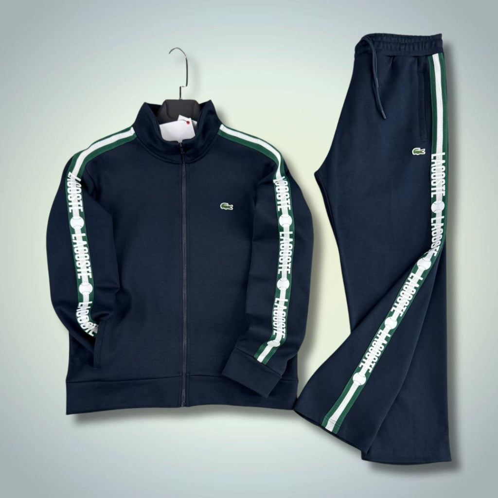 Lacoste férfi tréningruha, sötétkék, teniszcsíkkal, prémium minőség