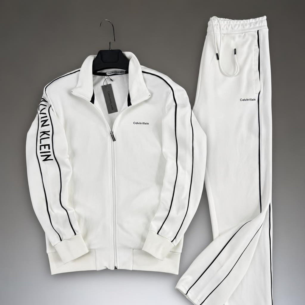 Calvin Klein férfi melegítő szett kontrasztos paszpóllal, fehér. Prémium minőség