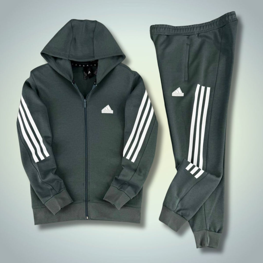 Adidas férfi melegítő 2025, függőleges csíkos, zsályazöld. Prémium minőség