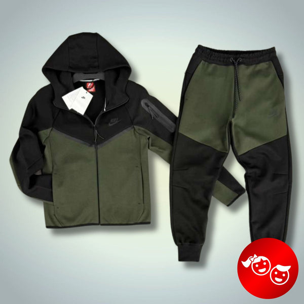 Nike Tech Fleece Gyerek Sportos Öltöny 2024. Sötétzöld - Olíva Zöld