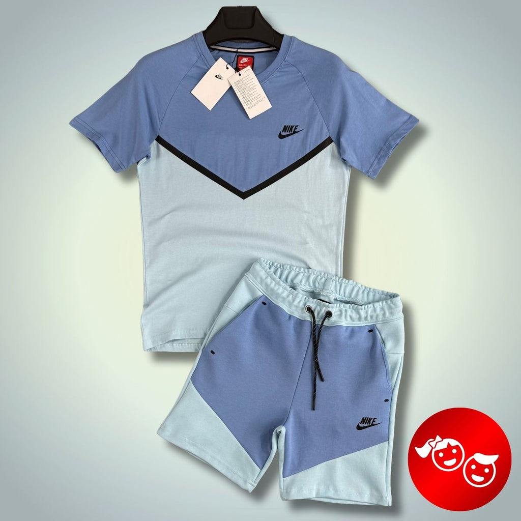 Nike Tech Fleece gyerek szett rövidnadrággal, kék-fénykék. Prémium minőségű