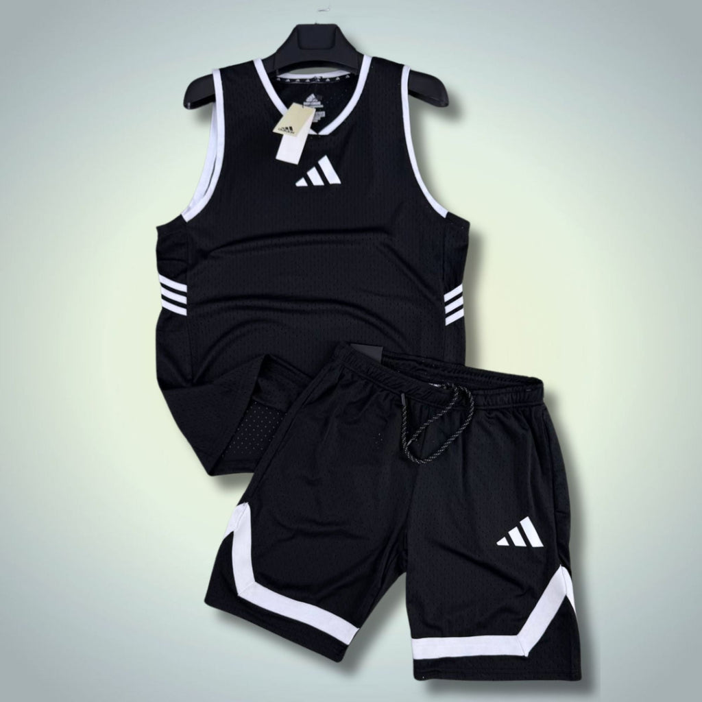 Adidas férfi rövid sportos szett trikóval, fekete. Dri-Fit. Prémium minőség