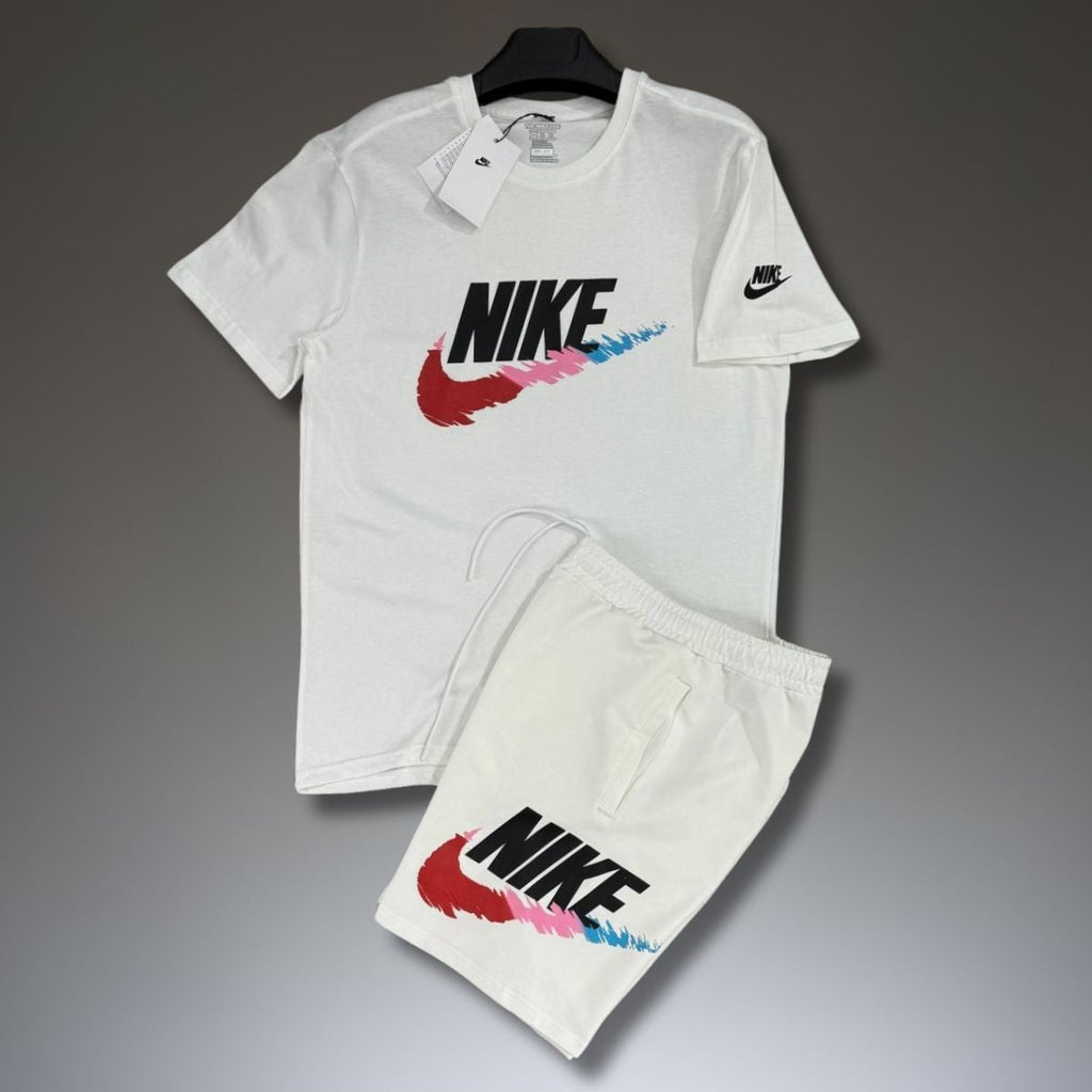 Nike férfi szett rövidnadrággal, nagy klasszikus logóval, fehér. Prémium minőség