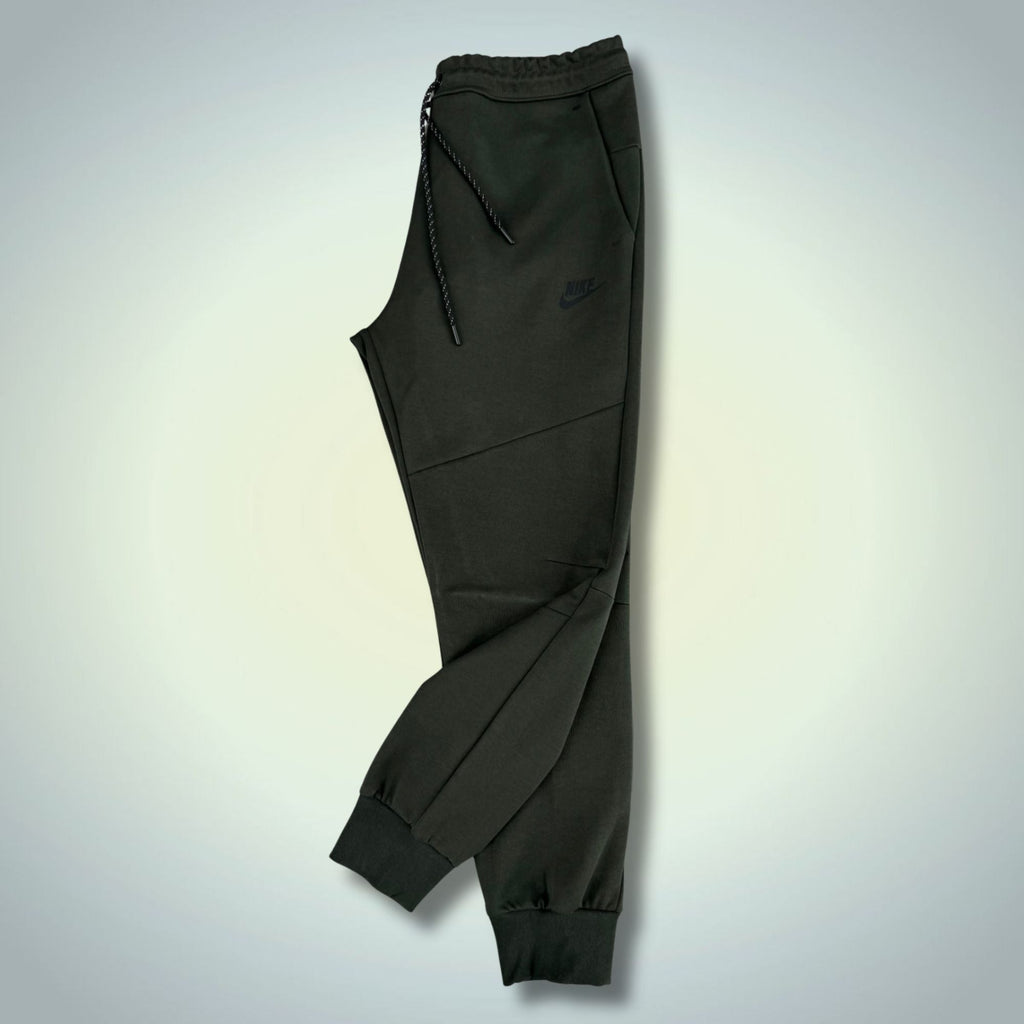 Nike Tech Fleece férfi melegítőnadrág, grafit. Prémium minőség