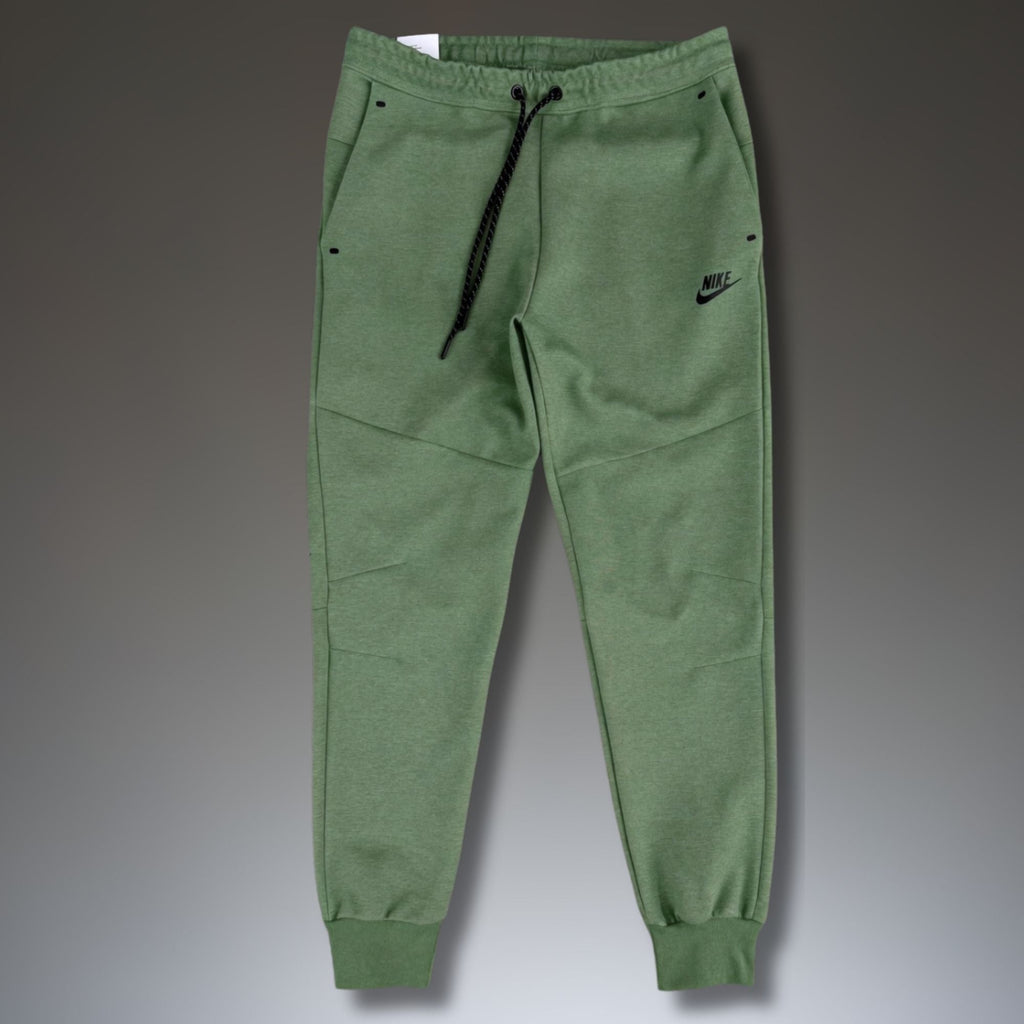 Nike Tech Fleece férfi sportos nadrág, olajzöld. Prémium minőség