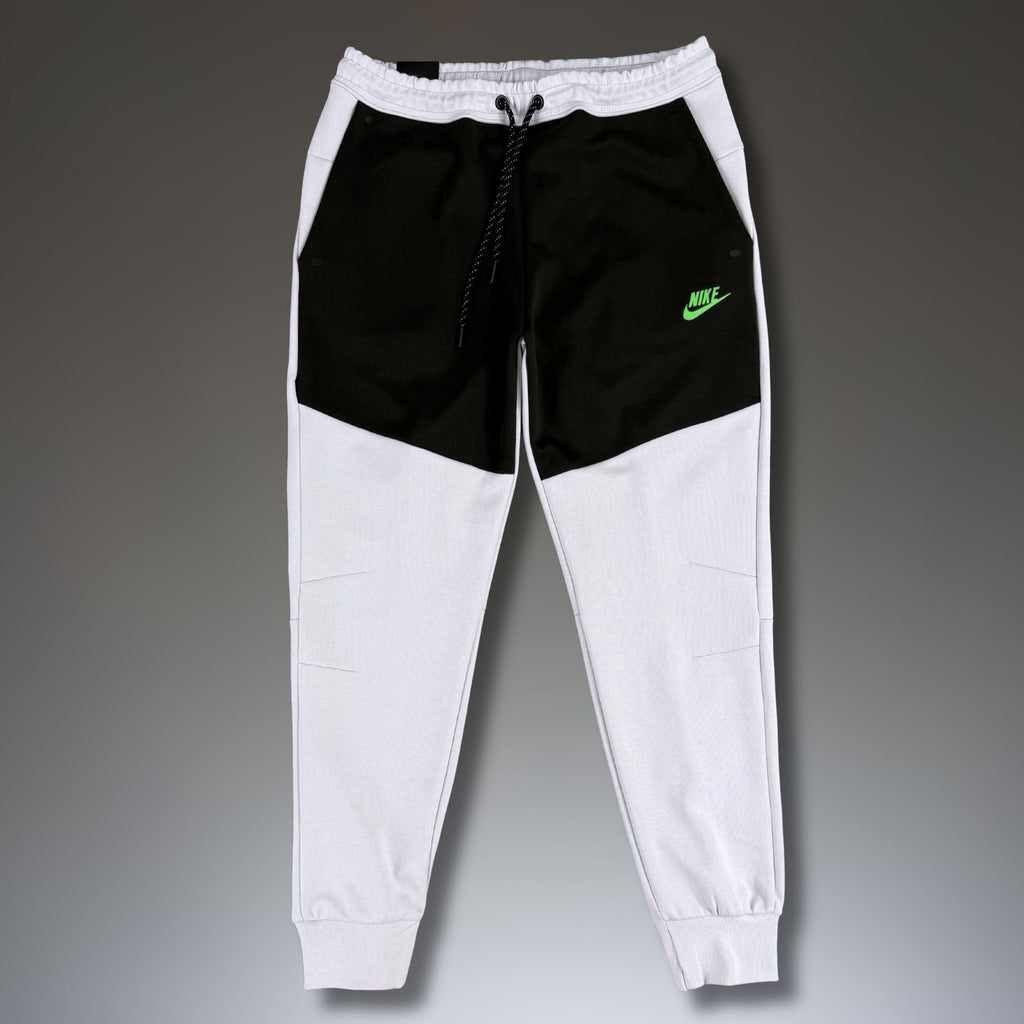 Nike Tech Fleece férfi sportos nadrág, piszkos fehér-fekete. Prémium minőség