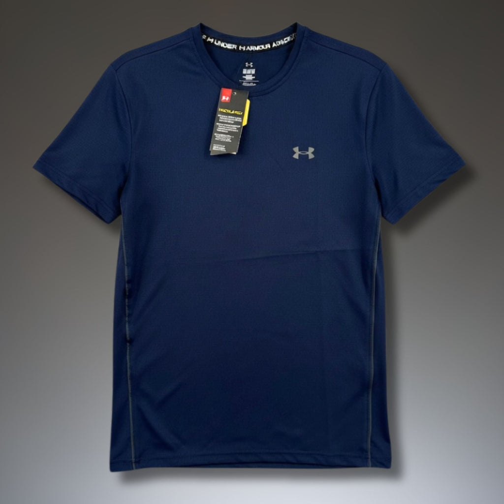 Férfi sötétkék póló Under Armour, nagy logó a hátán. Prémium minőség