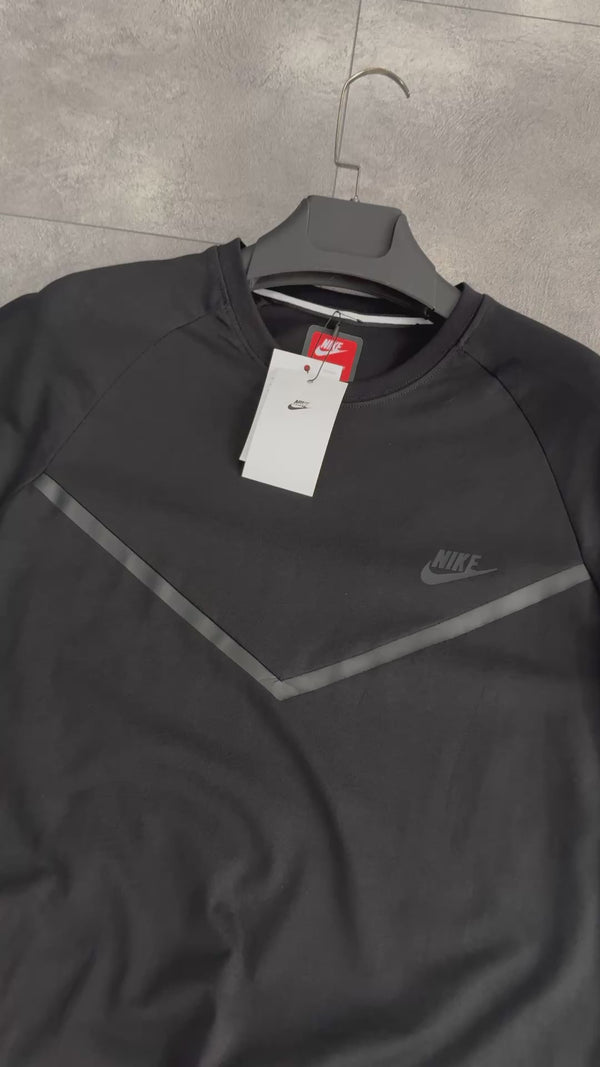 Nike Tech Fleece gyerekpóló, fekete. Modell 2024. Prémium minőség