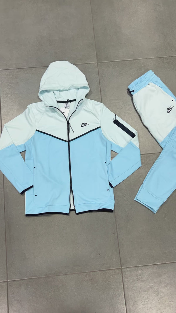Nike Tech Fleece férfi tréningruha babakék színben és fehér. Prémium minőség